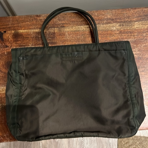 Prada purse - Picture 3 of 11